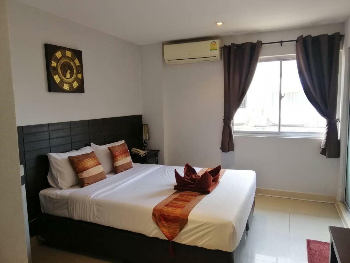Montana Court Pattaya Exterior foto